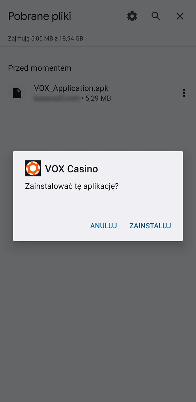 Uruchom instalację aplikacji VOX Casino i poczekaj na jej zakończenie.